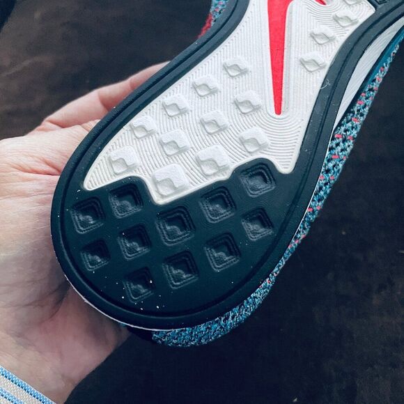 Nike Flyknit Racer Neo Turquoise 526628-404 Mens 11.5 US 45.5 EUR 10.5 UK NICE - Picture 11 of 13
